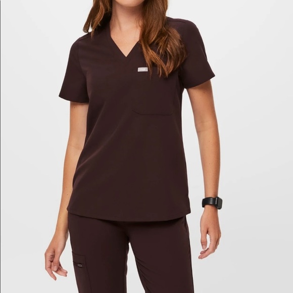 Figs Catarina Top in Espresso - Picture 2 of 4